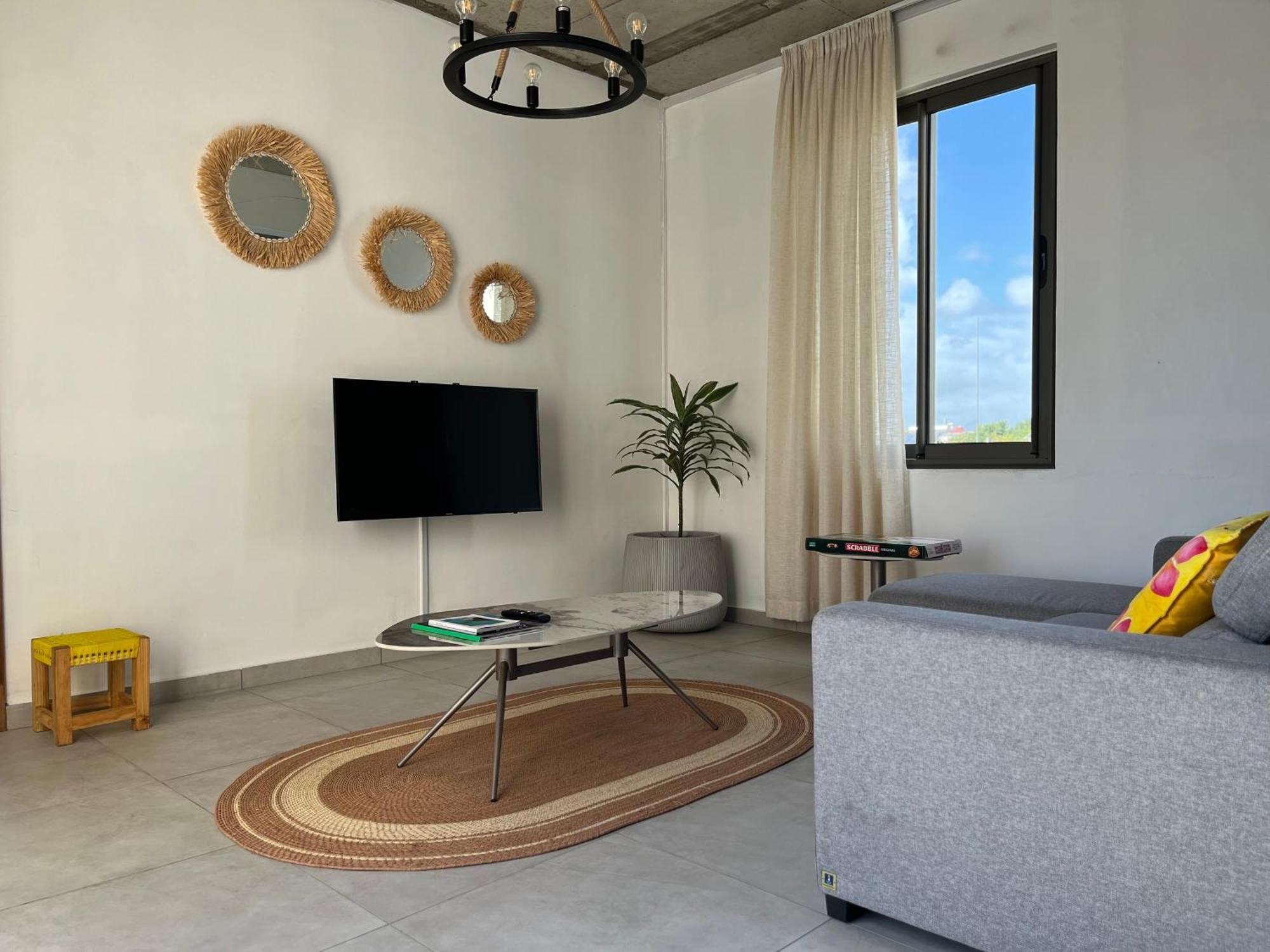 Cosy 2 Bedrooms Apts In Pereybere -Seasons Break Apartment Pereybere Beach Εξωτερικό φωτογραφία